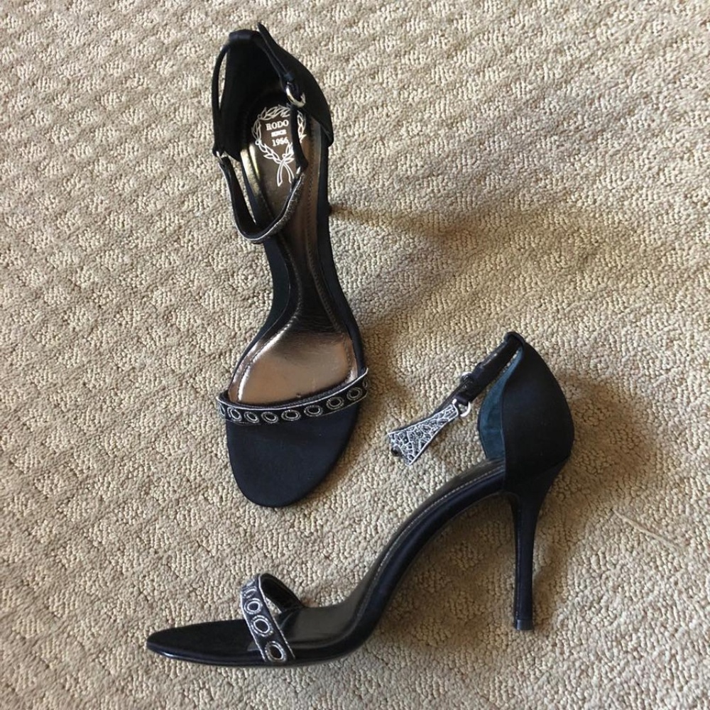 RODO Designer Jeweled Strappy Heels - SIZE 40
